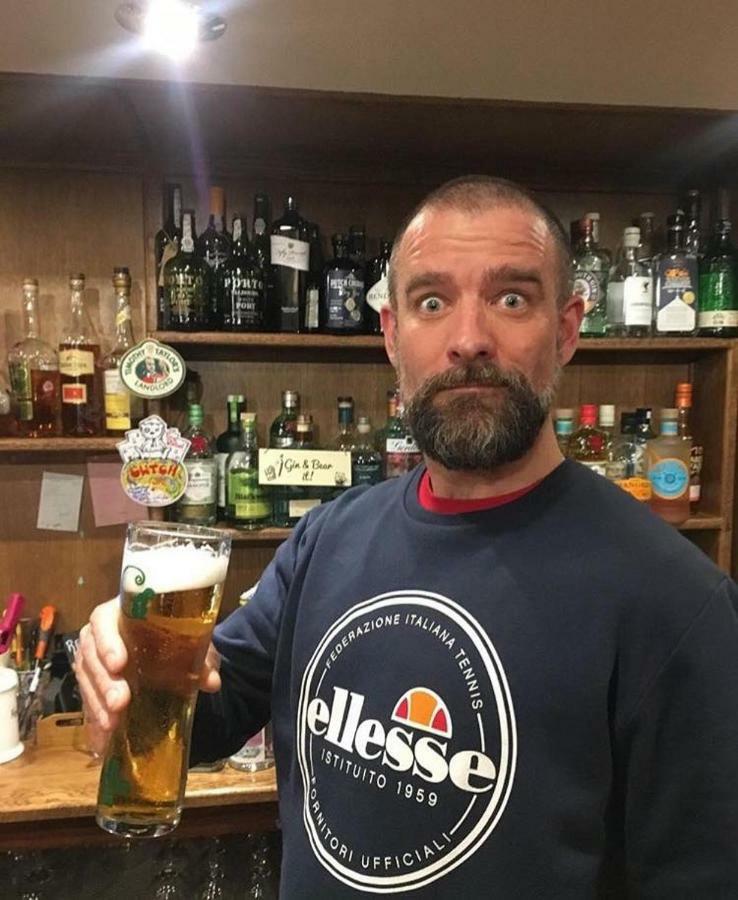 The Bear Inn Hodnet Luaran gambar